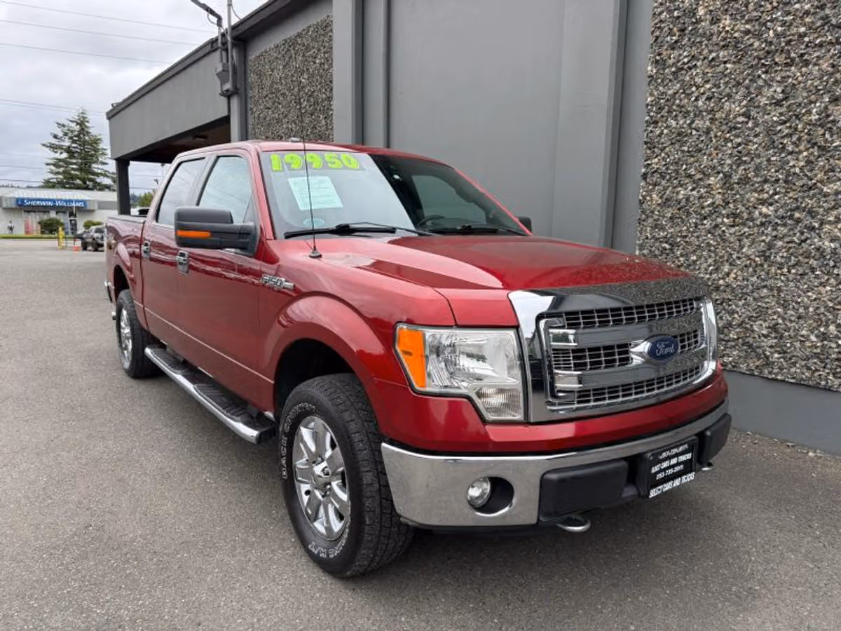 2014 Ford F-150 XLT SuperCrew Image 4