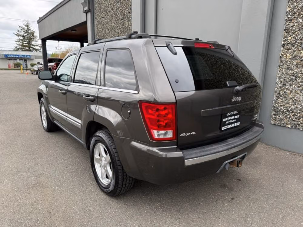 2005 Jeep Grand Cherokee Limited Image 3