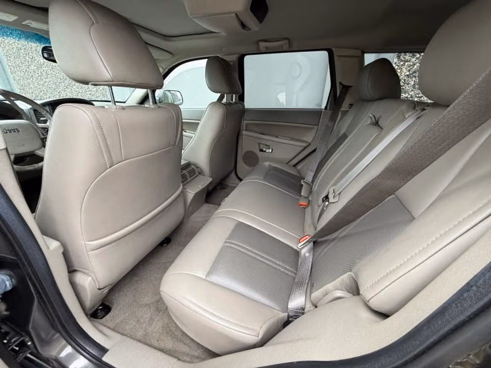 2005 Jeep Grand Cherokee Limited Image 15