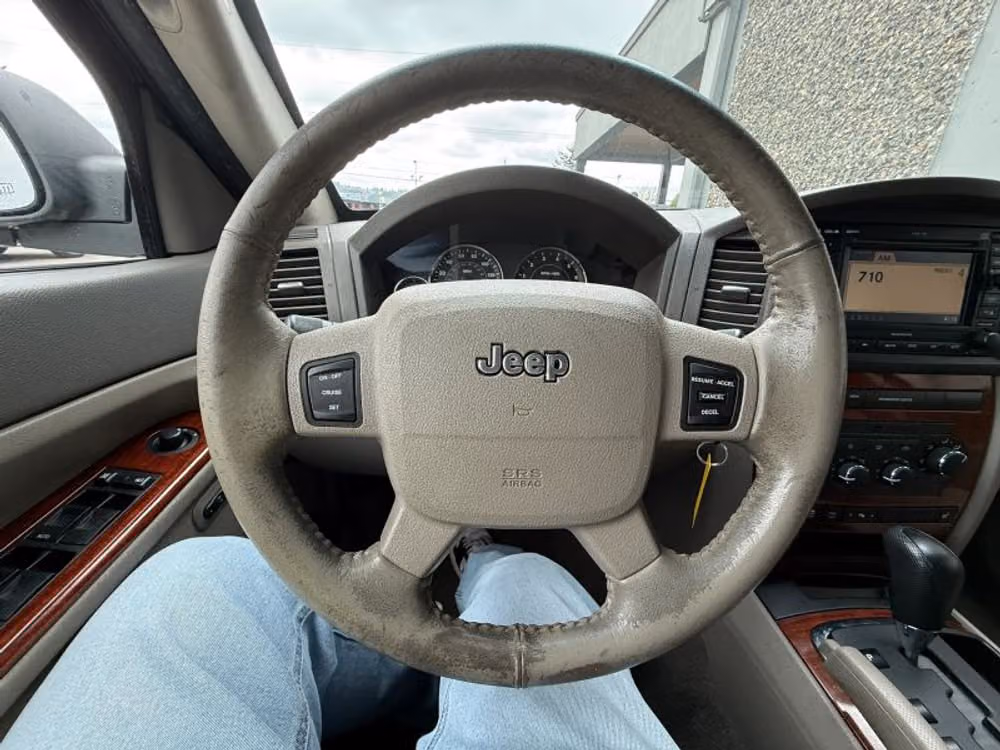 2005 Jeep Grand Cherokee Limited Image 9