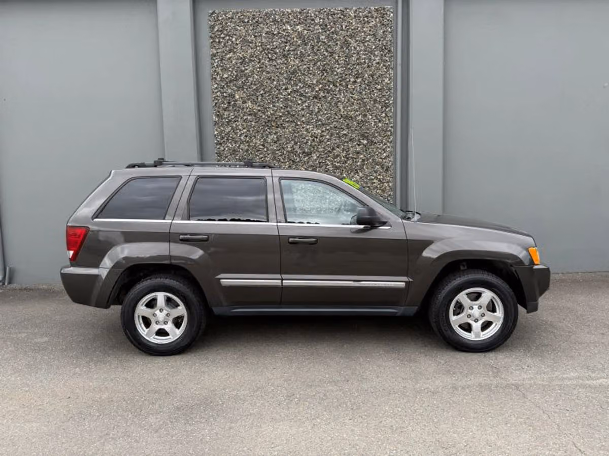 2005 Jeep Grand Cherokee Limited Image 5