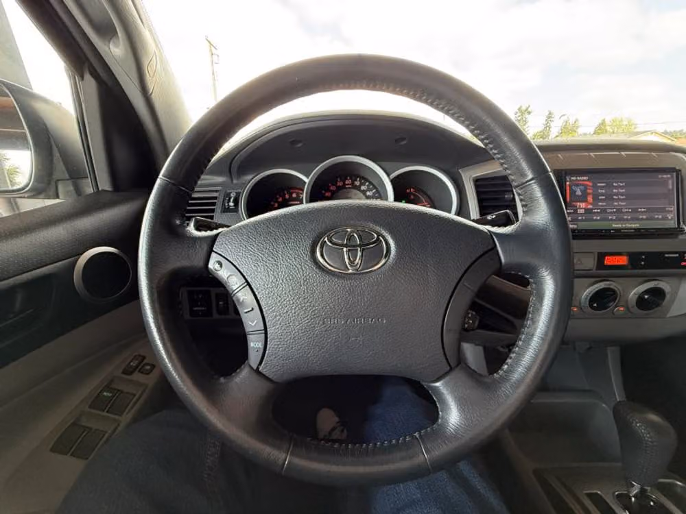 2009 Toyota Tacoma V6 Double Cab Image 9