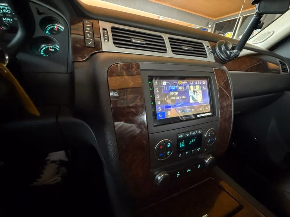 2013 GMC Sierra 1500 Denali Crew Cab Image 11