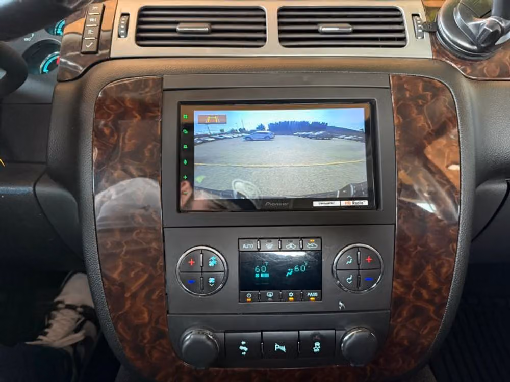 2013 GMC Sierra 1500 Denali Crew Cab Image 17