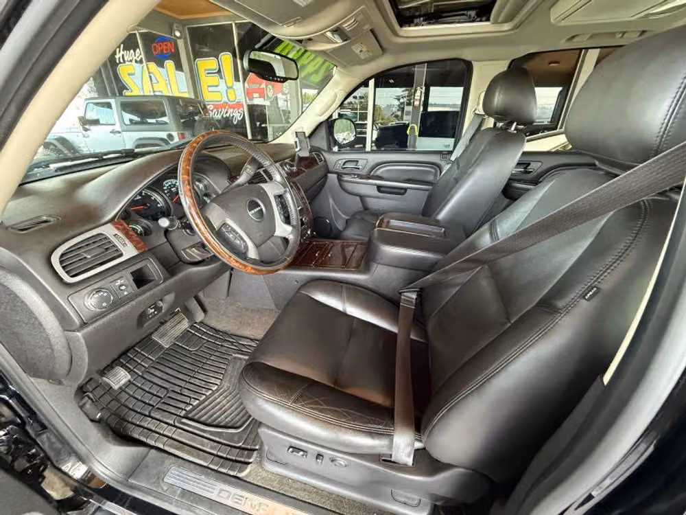 2013 GMC Sierra 1500 Denali Crew Cab Image 12