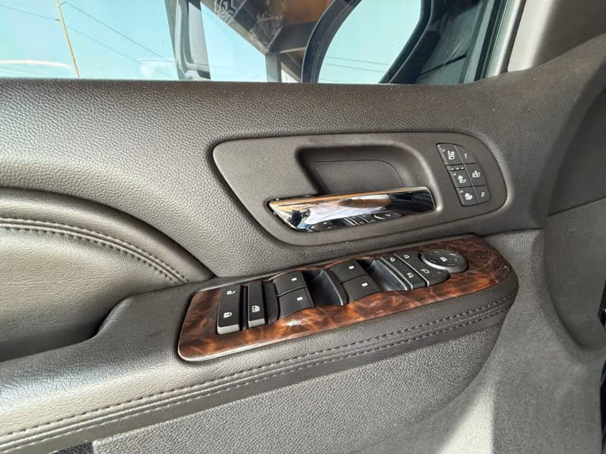 2013 GMC Sierra 1500 Denali Crew Cab Image 16