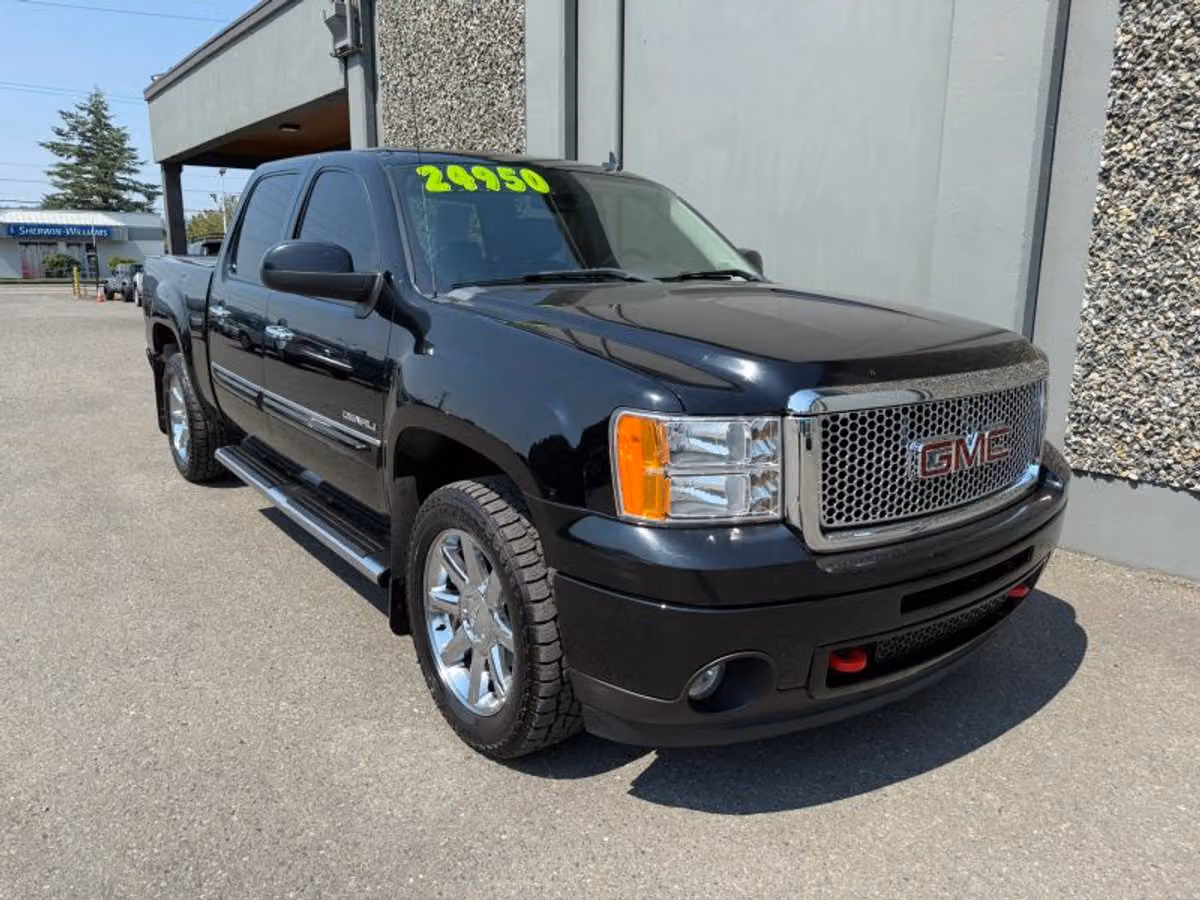 2013 GMC Sierra 1500 Denali Crew Cab Image 4