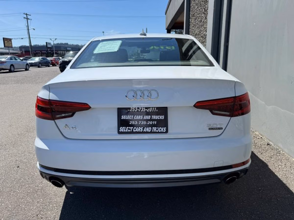 2017 Audi A4 2.0T quattro Premium Image 8