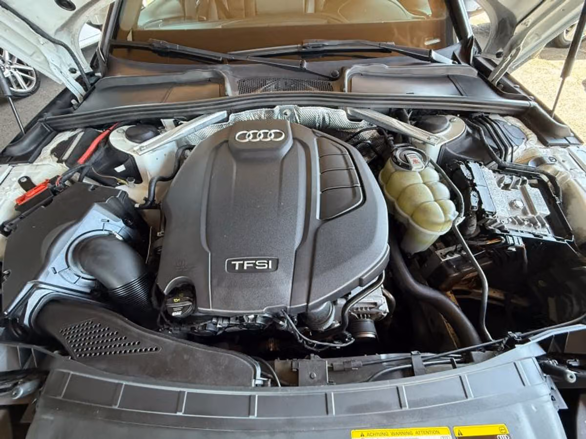 2017 Audi A4 2.0T quattro Premium Image 19