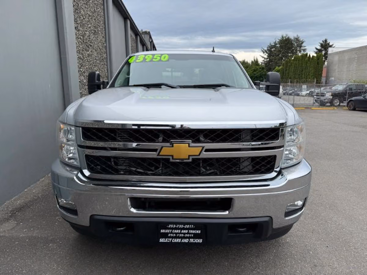 2014 Chevrolet Silverado 2500HD LTZ Pickup 4D 8 ft Crew Cab Image 7