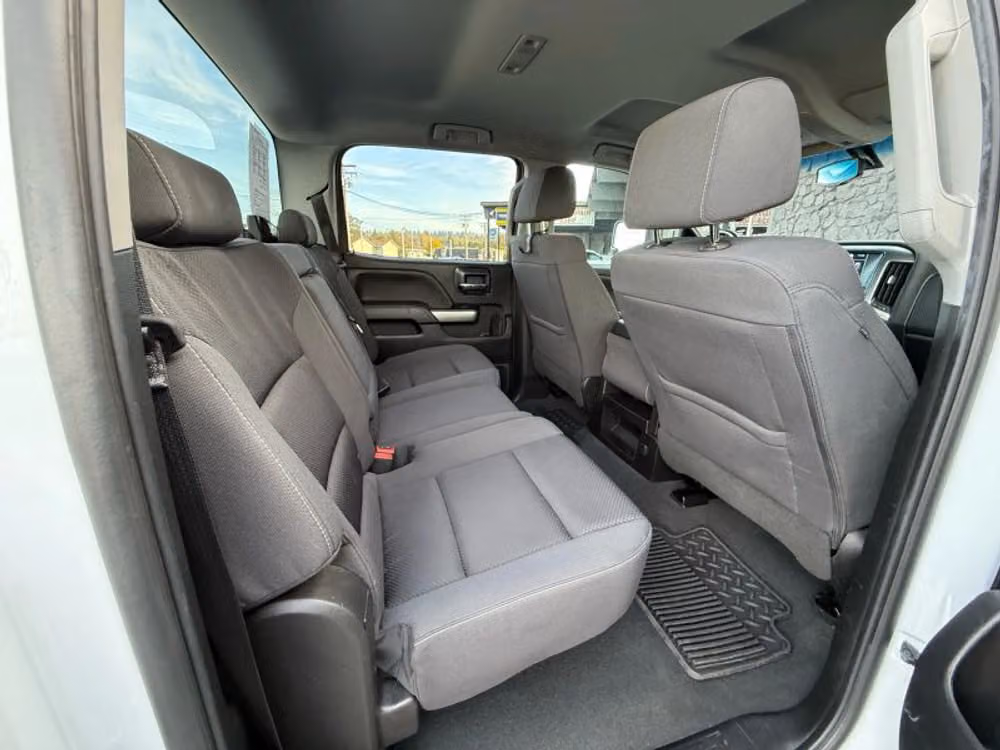 2019 Chevrolet Silverado 2500HD LT Crew Cab Image 15