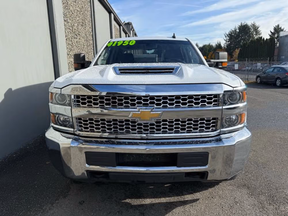 2019 Chevrolet Silverado 2500HD LT Crew Cab Image 7
