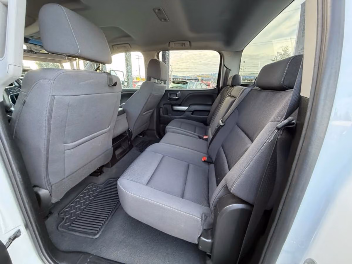 2019 Chevrolet Silverado 2500HD LT Crew Cab Image 14