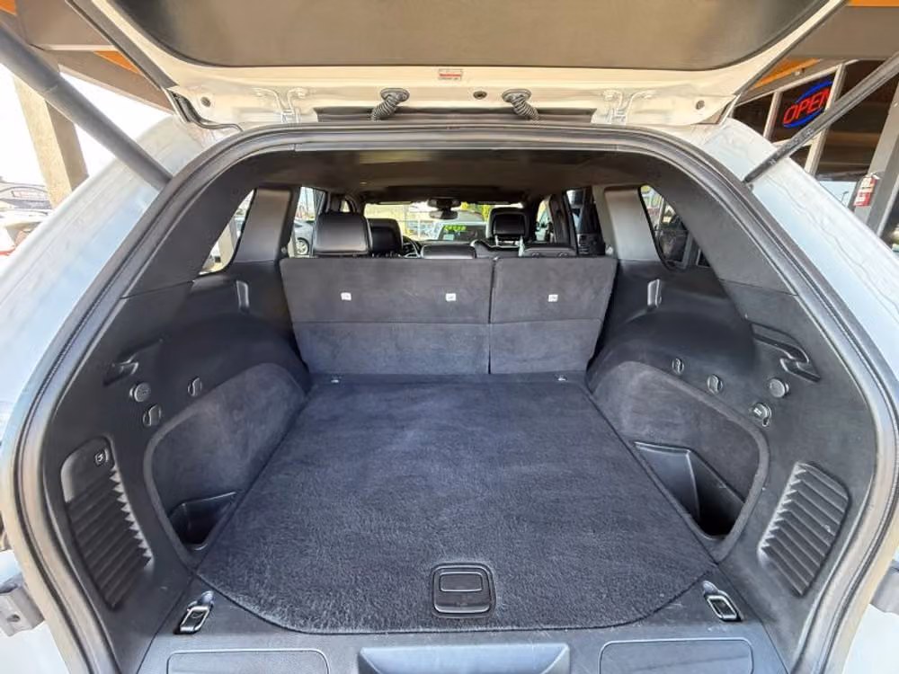2018 Jeep Grand Cherokee Altitude Image 14