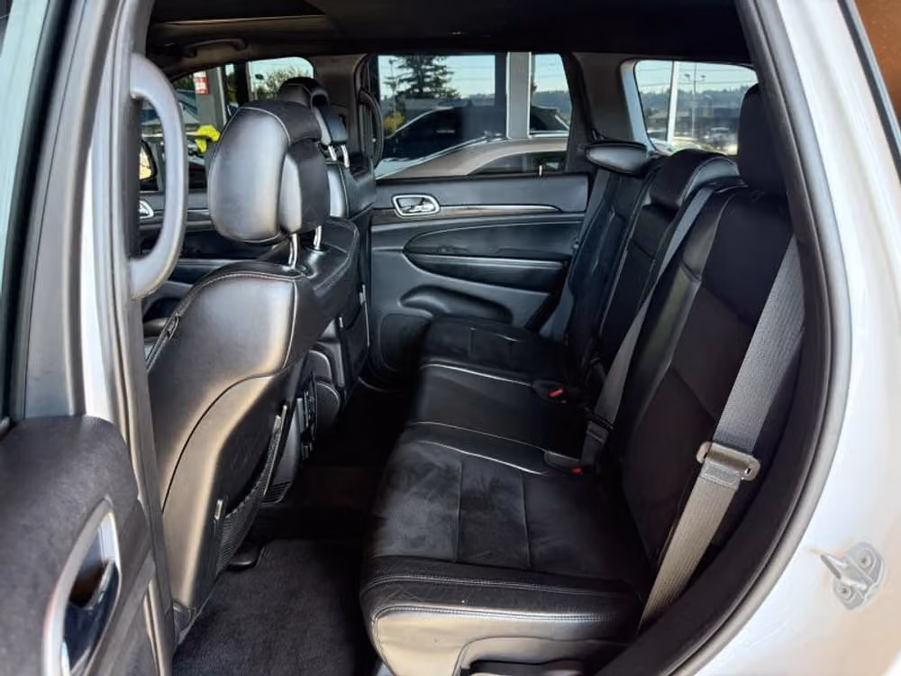 2018 Jeep Grand Cherokee Altitude Image 11