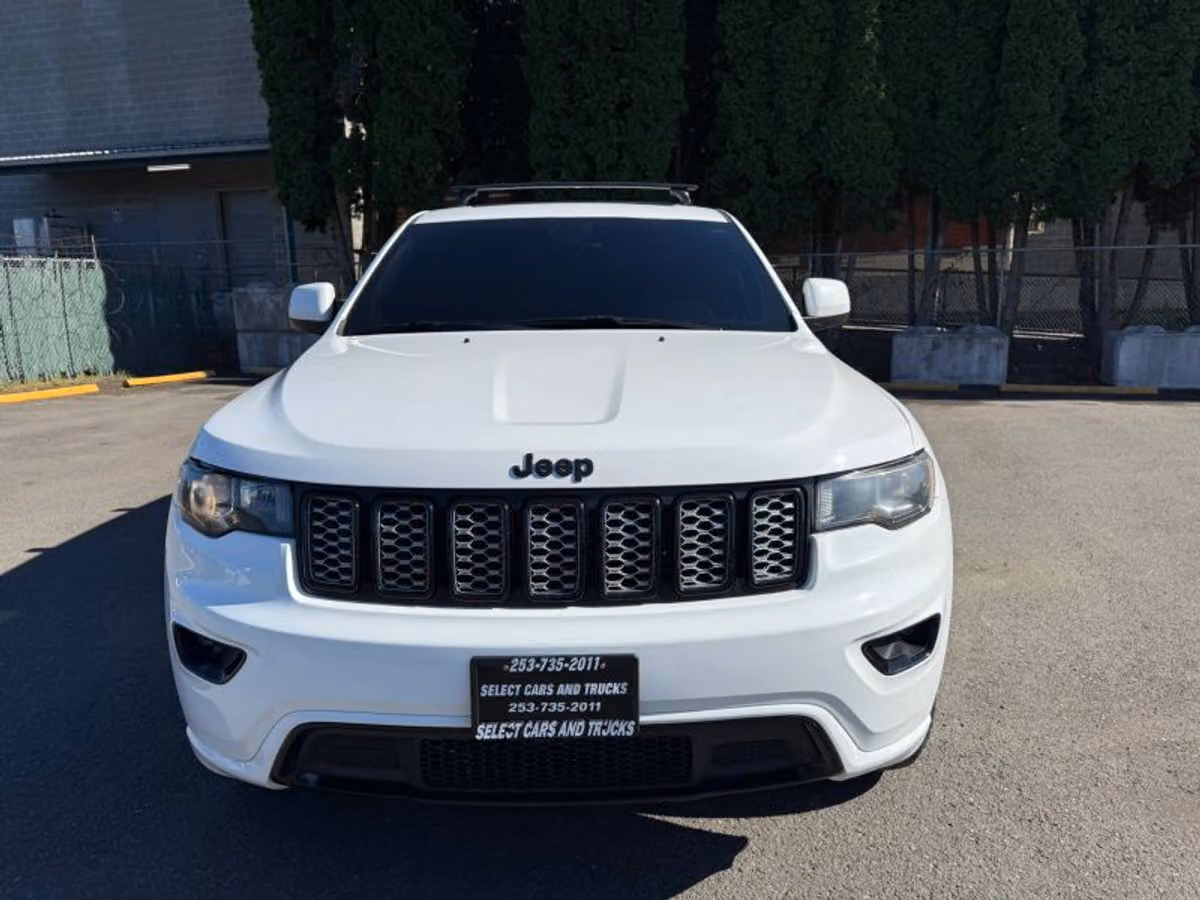 2018 Jeep Grand Cherokee Altitude Image 8