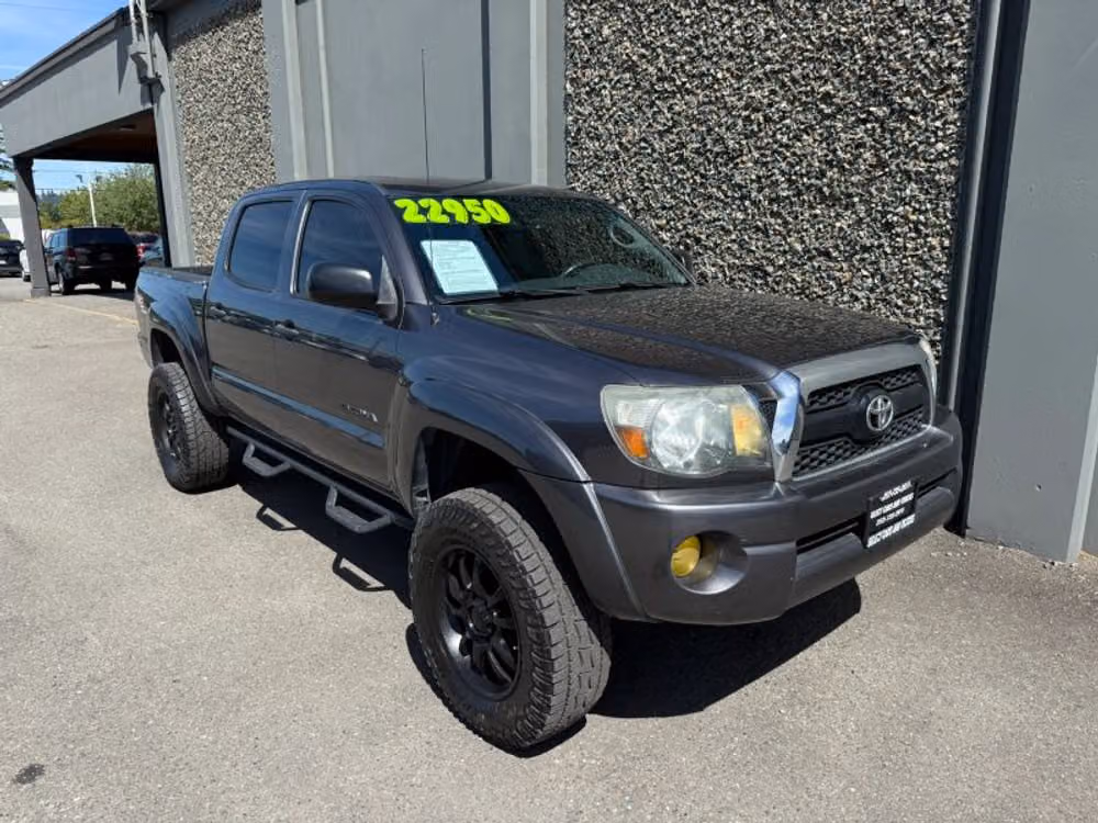 2011 Toyota Tacoma V6 Double Cab Image 4
