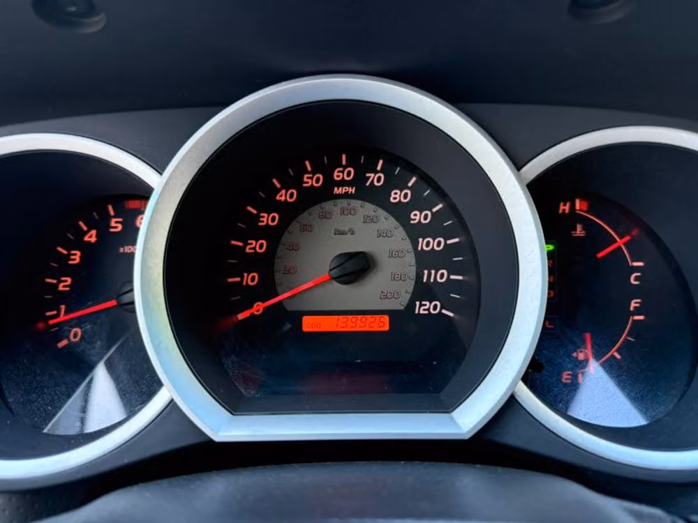 2011 Toyota Tacoma V6 Double Cab Image 10