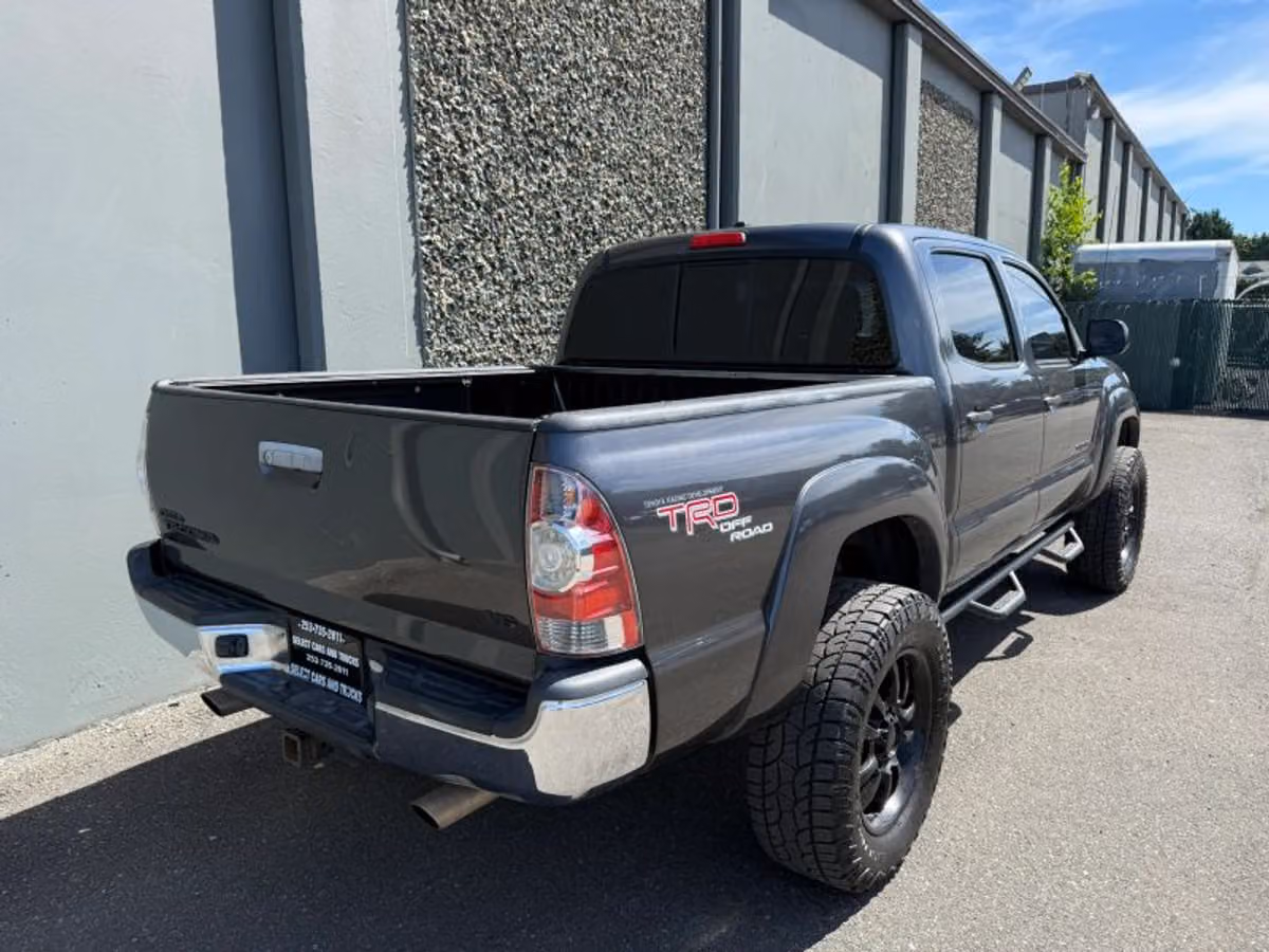 2011 Toyota Tacoma V6 Double Cab Image 6