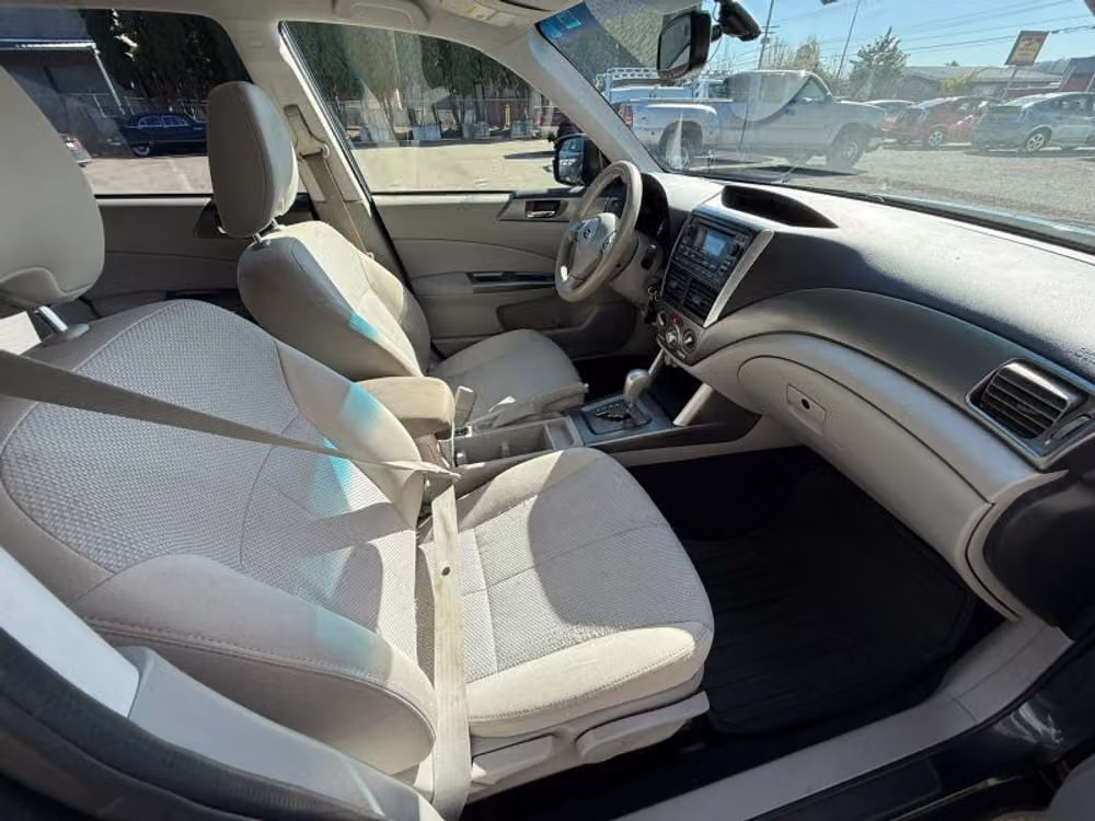 2012 Subaru Forester 2.5X Premium Crossover Image 14