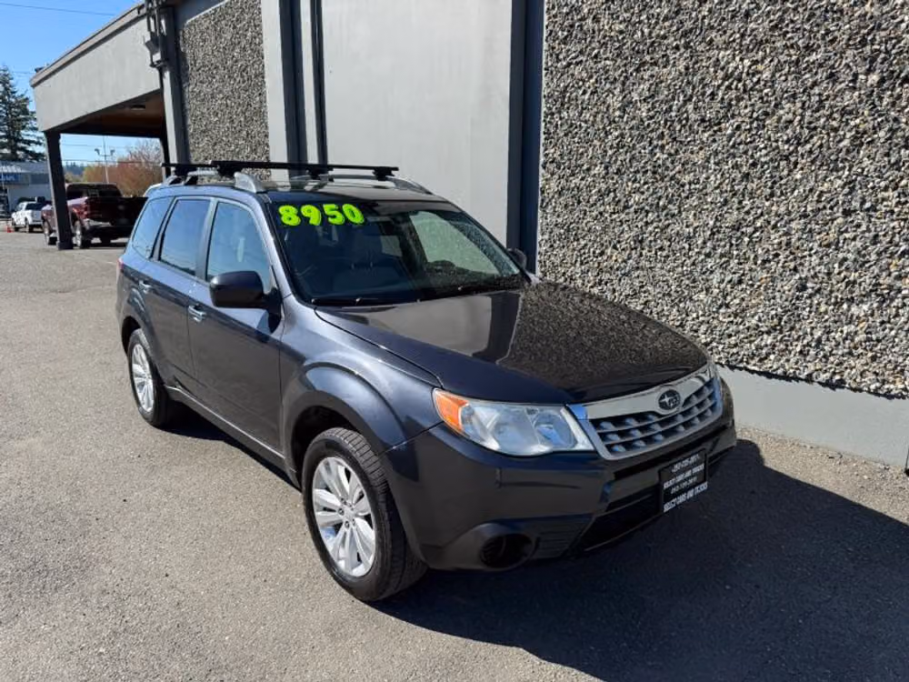 2012 Subaru Forester 2.5X Premium Crossover Image 4