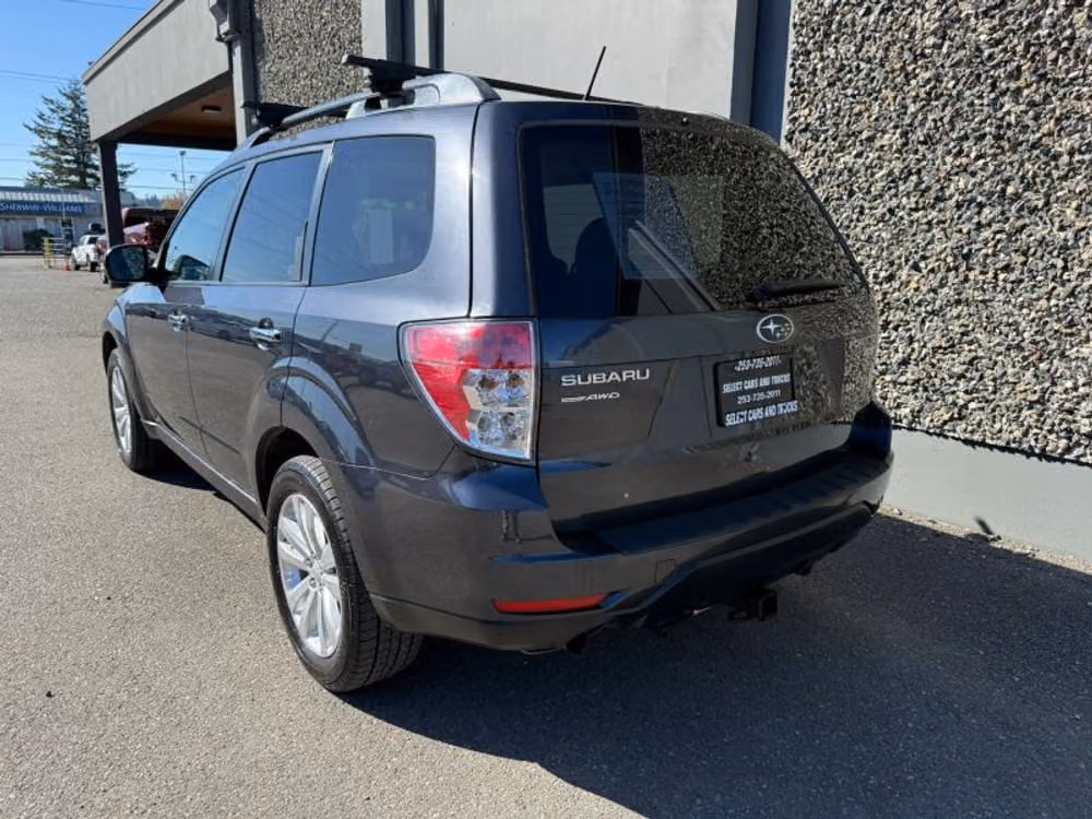 2012 Subaru Forester 2.5X Premium Crossover Image 3
