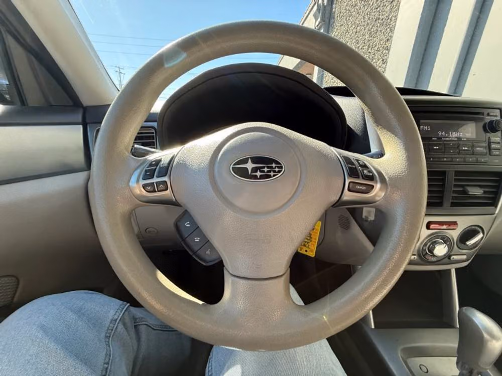 2012 Subaru Forester 2.5X Premium Crossover Image 9