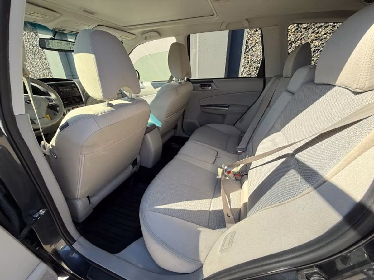 2012 Subaru Forester 2.5X Premium Crossover Image 15