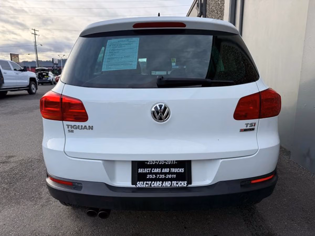 2016 Volkswagen Tiguan 2.0T SE 4Motion Image 8