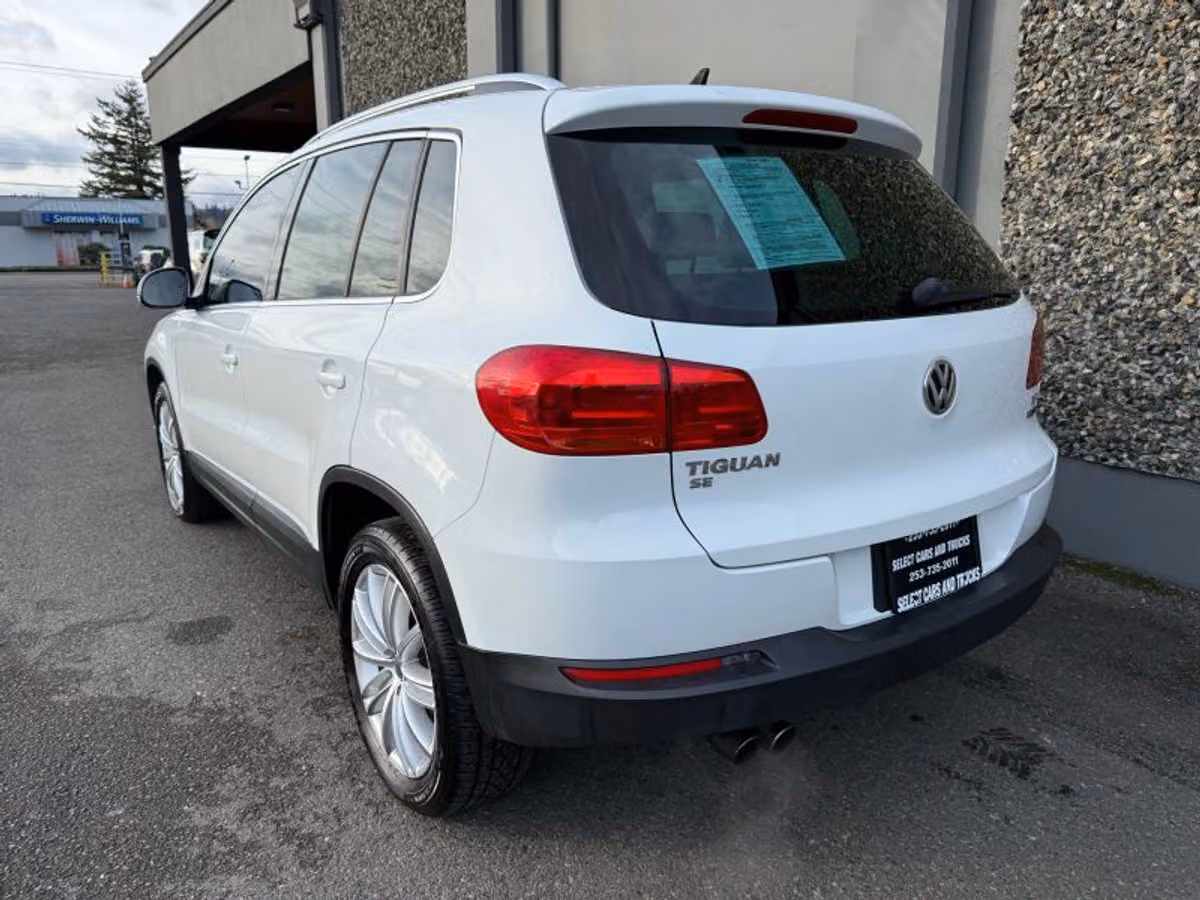 2016 Volkswagen Tiguan 2.0T SE 4Motion Image 3