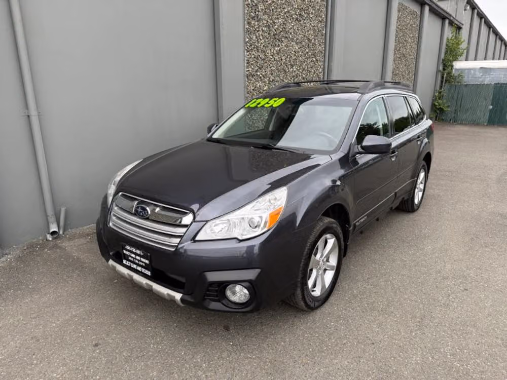 2013 Subaru Outback 2.5i Limited Crossover Image 1