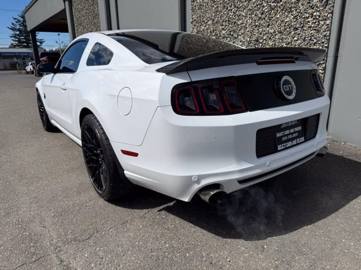 2014 Ford Mustang GT Image 3