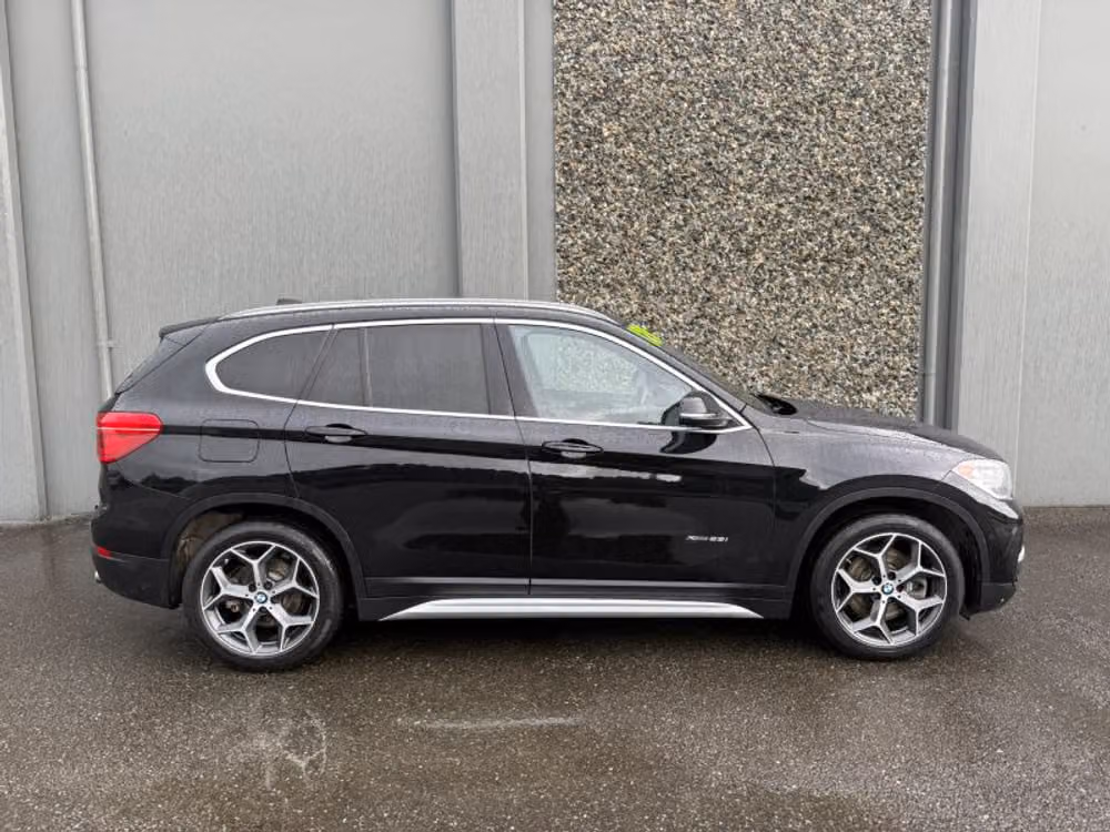 2016 BMW X1 xDrive28i Image 5