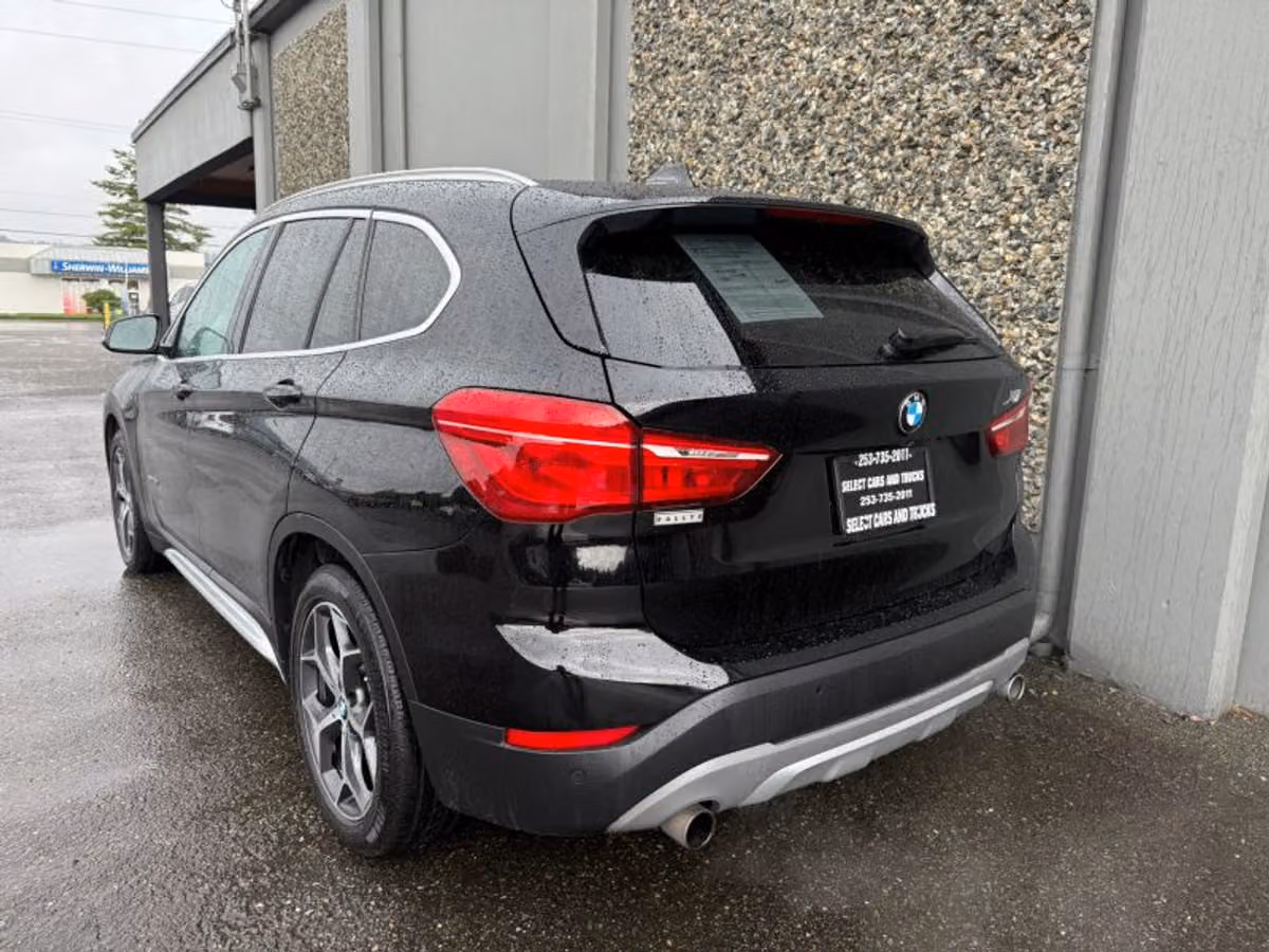 2016 BMW X1 xDrive28i Image 3