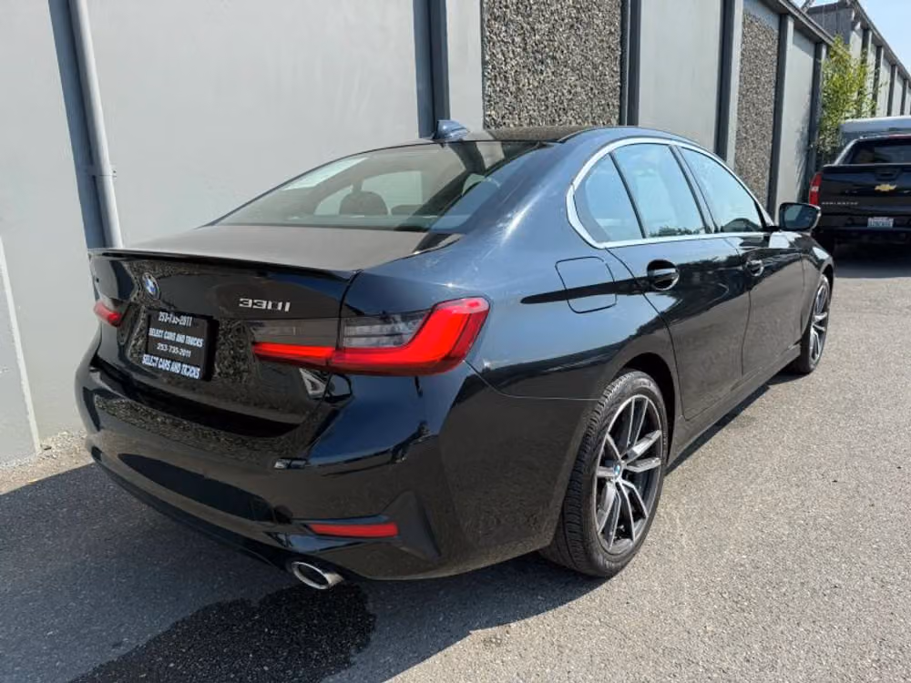 2020 BMW 3 Series 330i xDrive Image 6