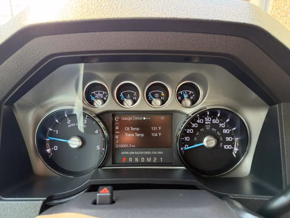2012 Ford F-350 Super Duty Lariat Crew Cab Image 10