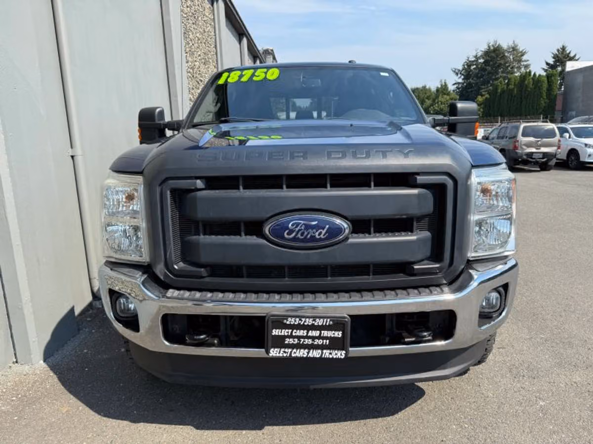 2012 Ford F-350 Super Duty Lariat Crew Cab Image 7