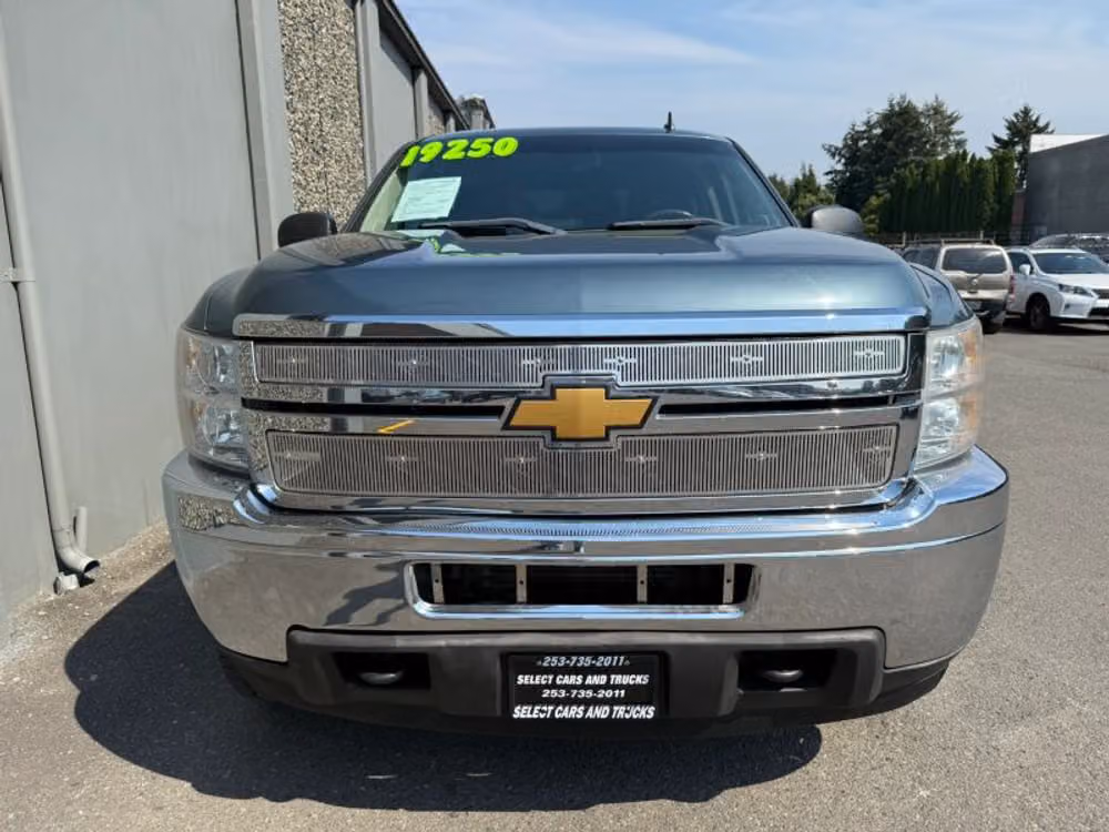 2013 Chevrolet Silverado 2500HD Work Truck Pickup 4D 8 ft Extended Cab Image 7