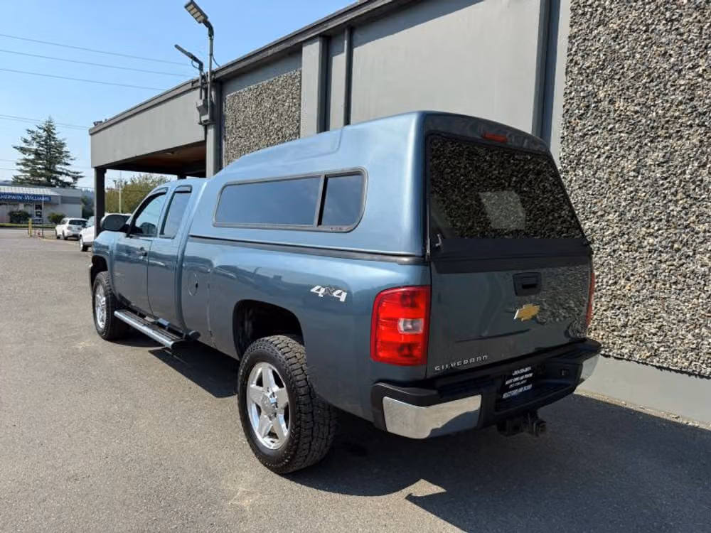 2013 Chevrolet Silverado 2500HD Work Truck Pickup 4D 8 ft Extended Cab Image 3