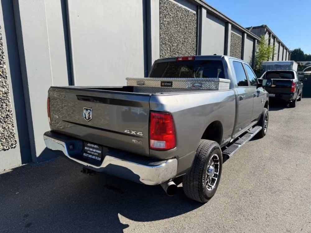 2012 Ram 2500 SLT Crew Cab Image 6