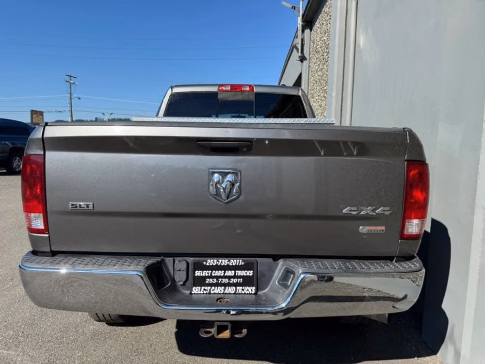 2012 Ram 2500 SLT Crew Cab Image 8