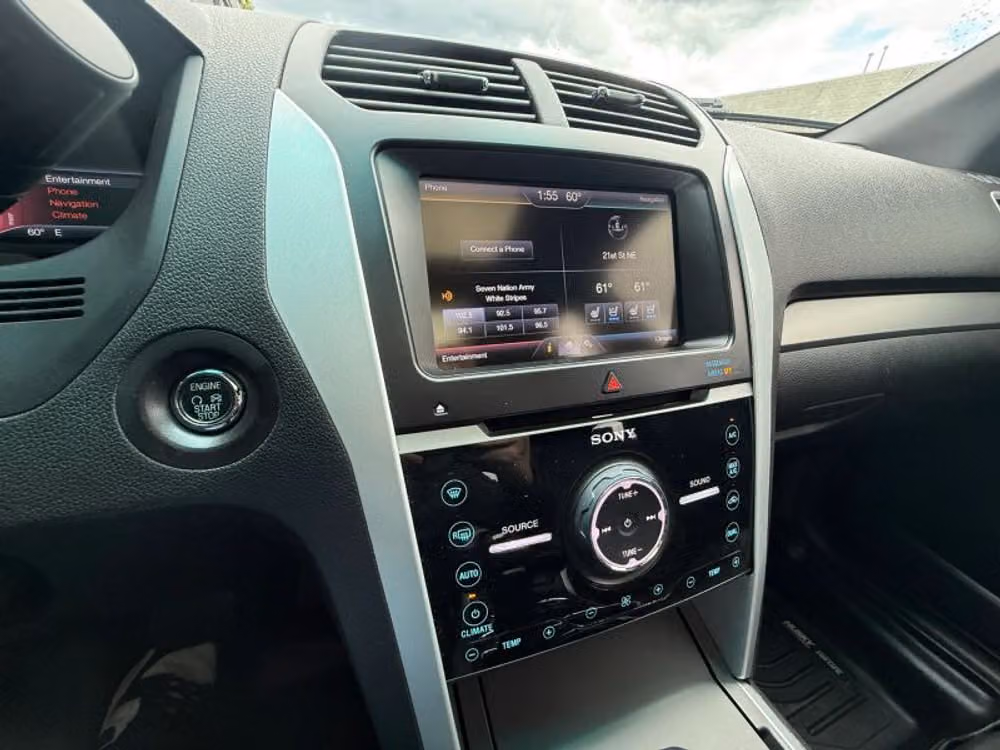 2013 Ford Explorer Sport Image 12