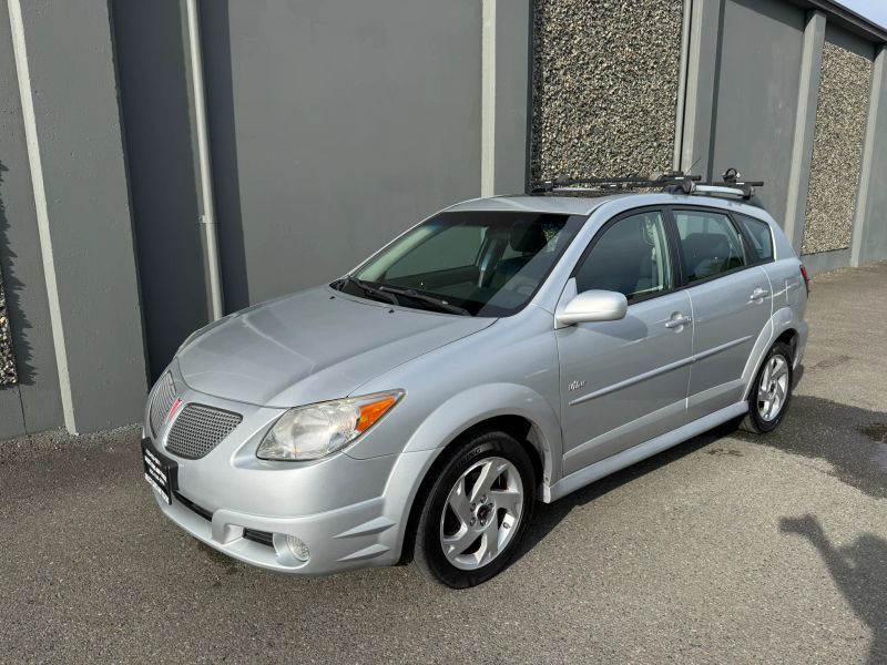 2008 Pontiac Vibe Base