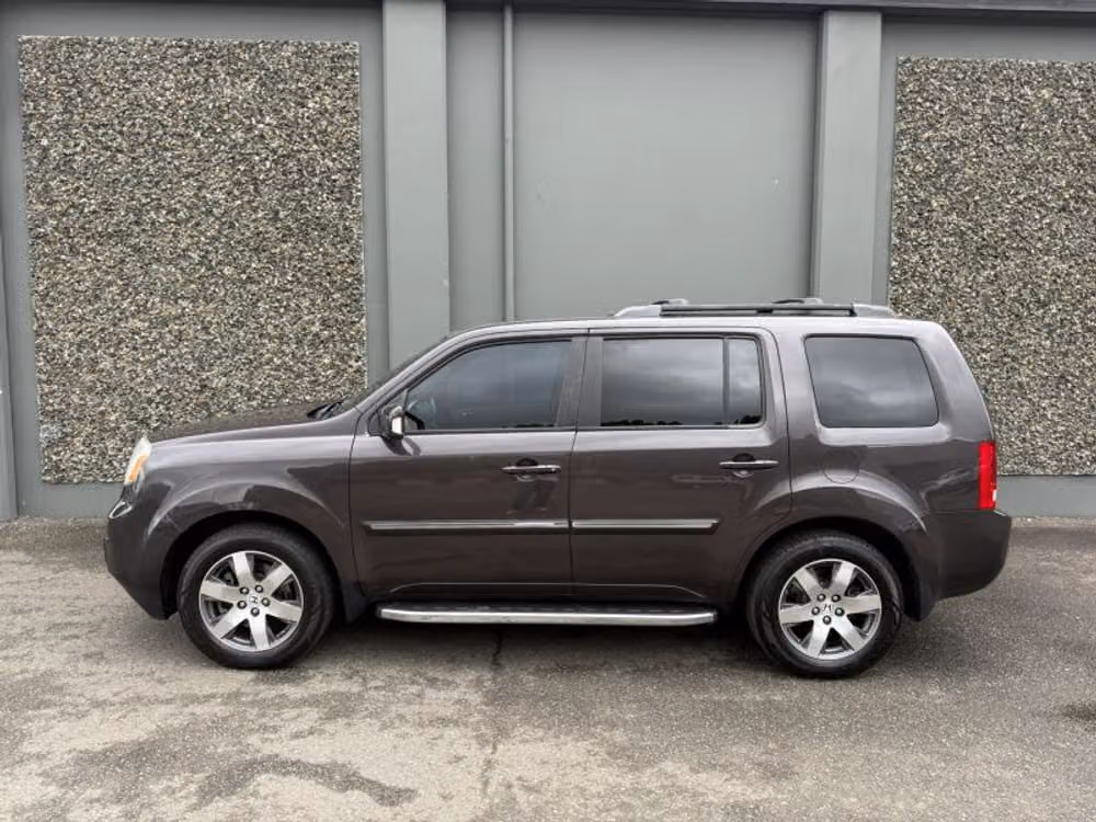 2013 Honda Pilot Touring Image 2