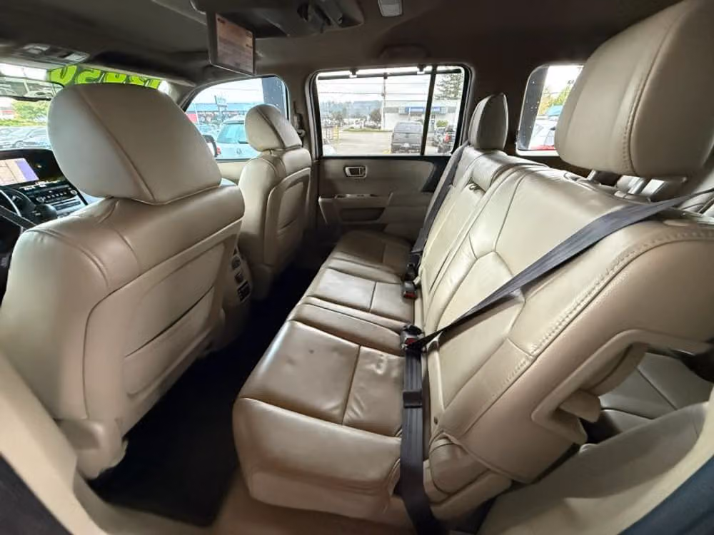2013 Honda Pilot Touring Image 16
