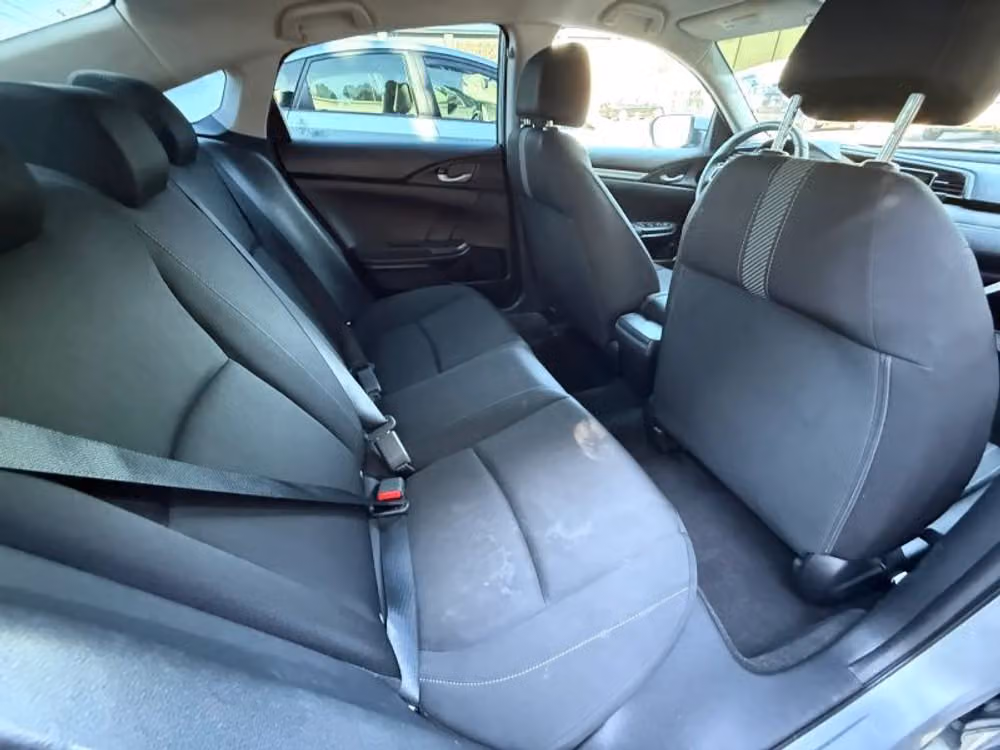 2016 Honda Civic LX Image 17