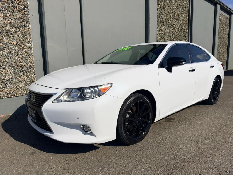 2015 Lexus ES