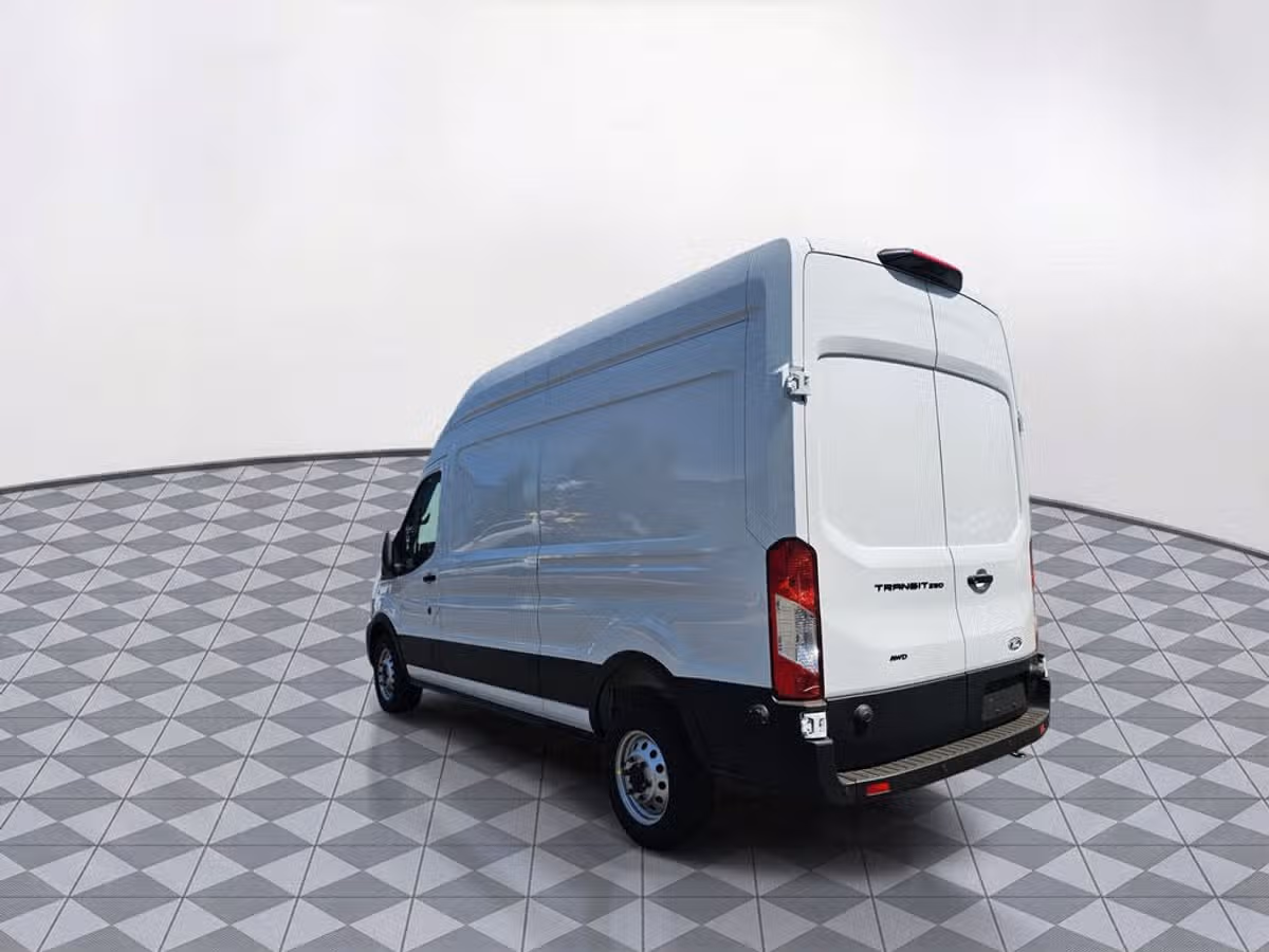 2026 Ford Transit 250 Cargo Image 5