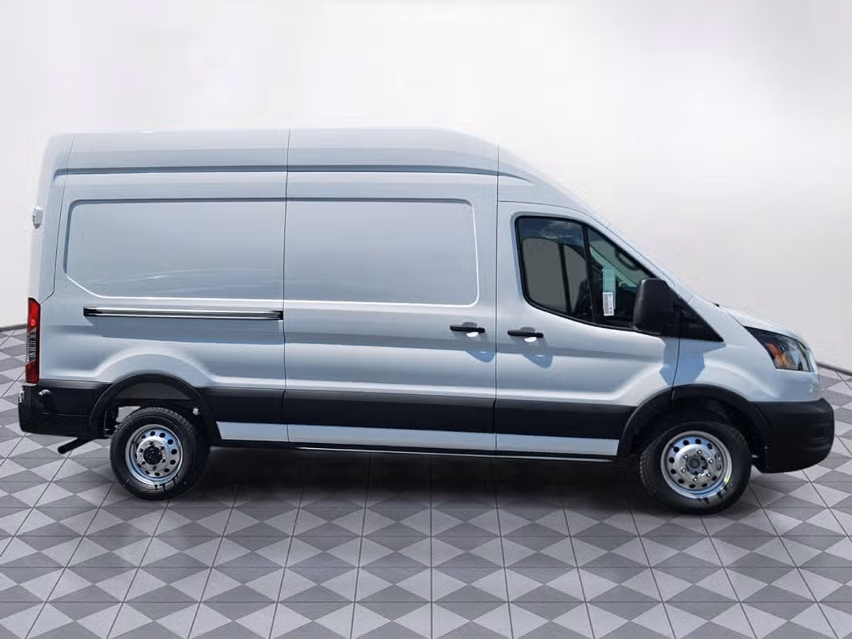 2026 Ford Transit 250 Cargo Image 8