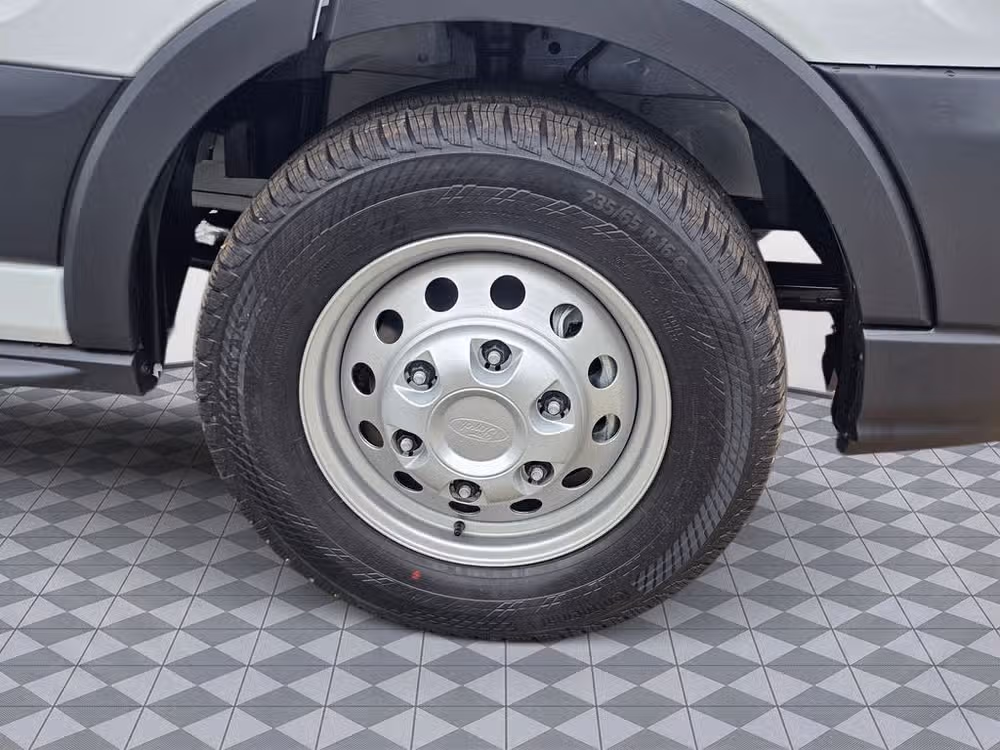 2026 Ford Transit 250 Cargo Image 9
